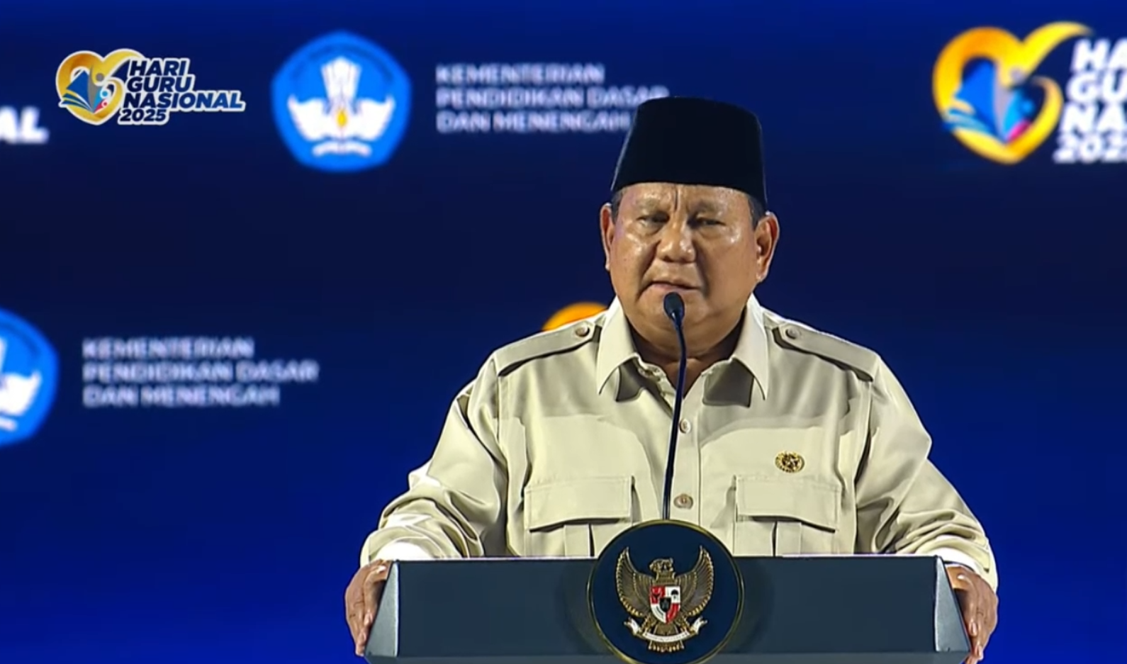 Presiden Prabowo Dukung Guru Marahi Siswa Nakal