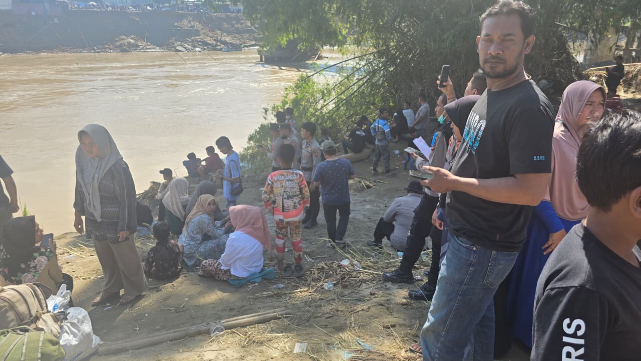 Setelah Lima Hari Terisolasi, Wifi Bantuan Polri Buka Kembali Akses Warga Aceh ke Keluarga