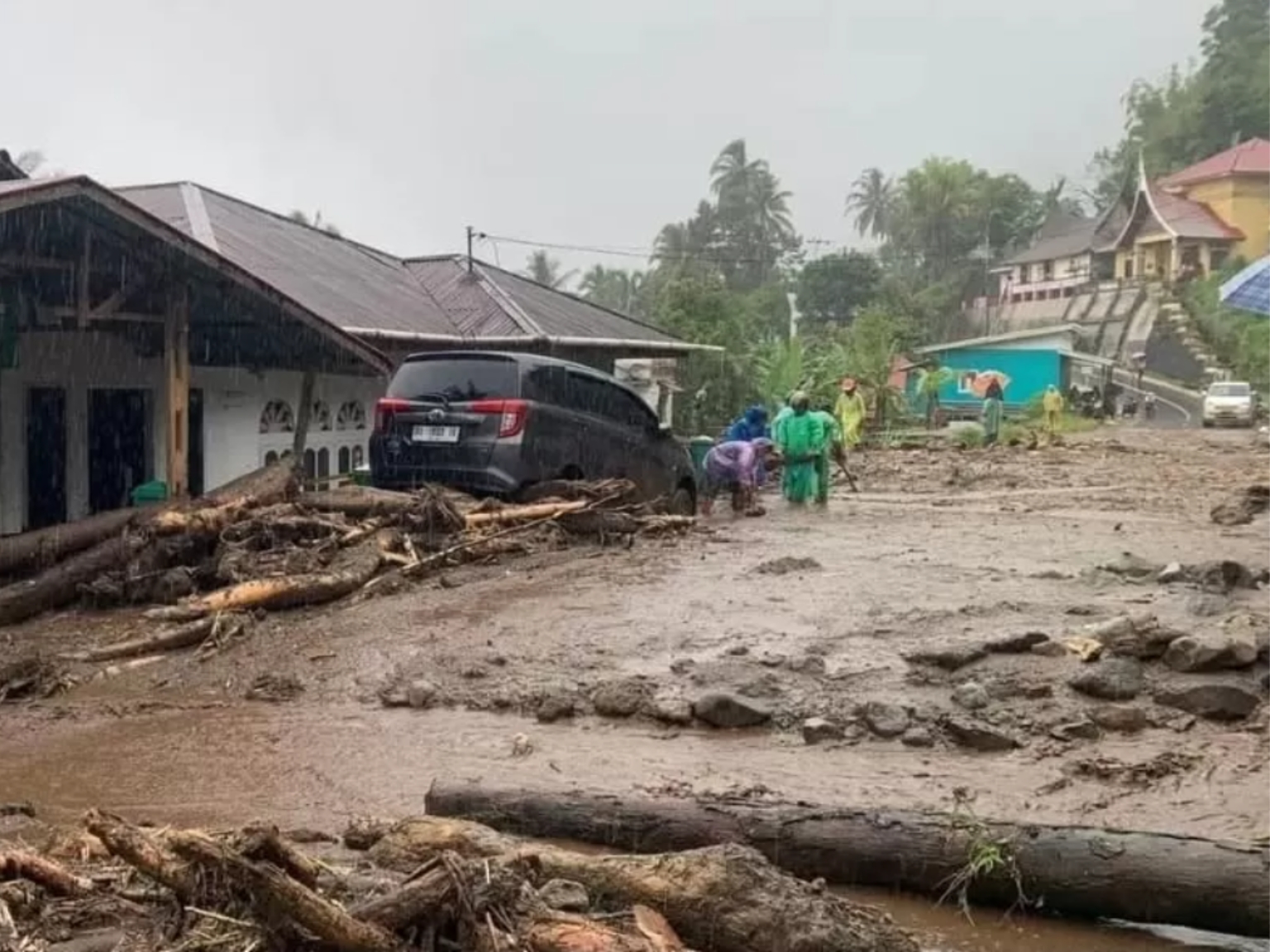 BNPB: 174 Orang Meninggal Akibat Banjir dan Longsor di Aceh, Sumut, dan Sumbar