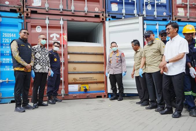 Geger 87 Kontainer CPO Ilegal! JARI 98 Puji Kapolri & Jajarannya Bekerjasama Bea Cukai Bongkar Modus Miliaran! Ini Baru Negara Hadir