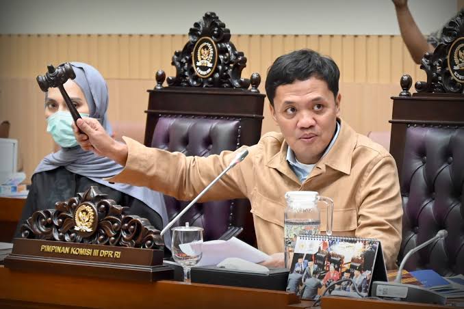 Komisi III DPR Tuding Laporan Koalisi Sipil ke MKD Soal RUU KUHAP Tak Berdasar