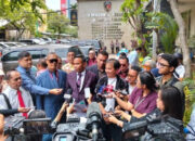 Jadi Tersangka, Roy Suryo Cs Dicekal ke LN & Wajib Lapor
