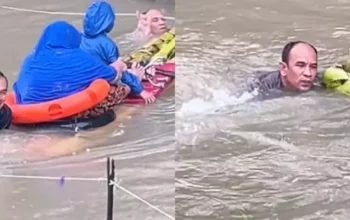 Aksi Heroik Kapolsek Rakit Batang Pisang untuk Selamatkan Warga Dari Banjir