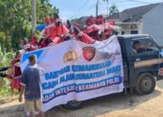 Baintelkam Polri Kirim Ratusan Cangkul dan Mesin Sedot Air ke Sumbar