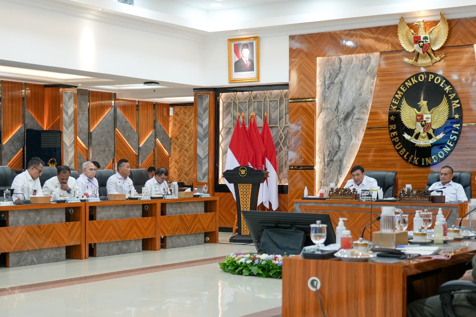 Djamari Chaniago Pimpin Rapat Koordinasi