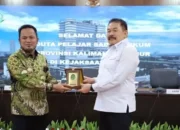 Rudy Mas’ud Apresiasi Jaksa Agung Bina Generasi Muda Kaltim