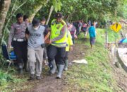 Jalan Terputus, Polisi Menembus Rintangan: Polres Padang Panjang Evakuasi Jenazah Lewat Jalur Ekstrem