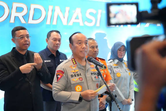 Jelang Nataru, Polri Maksimalkan Layanan Pengaduan Masyarakat 110