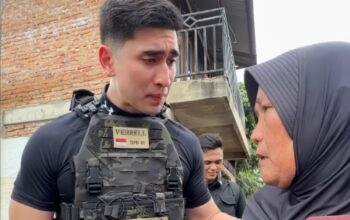 Verrel Bramasta Bantah Gunakan Rompi Antipeluru Saat Tinjau Bencana di Sumbar