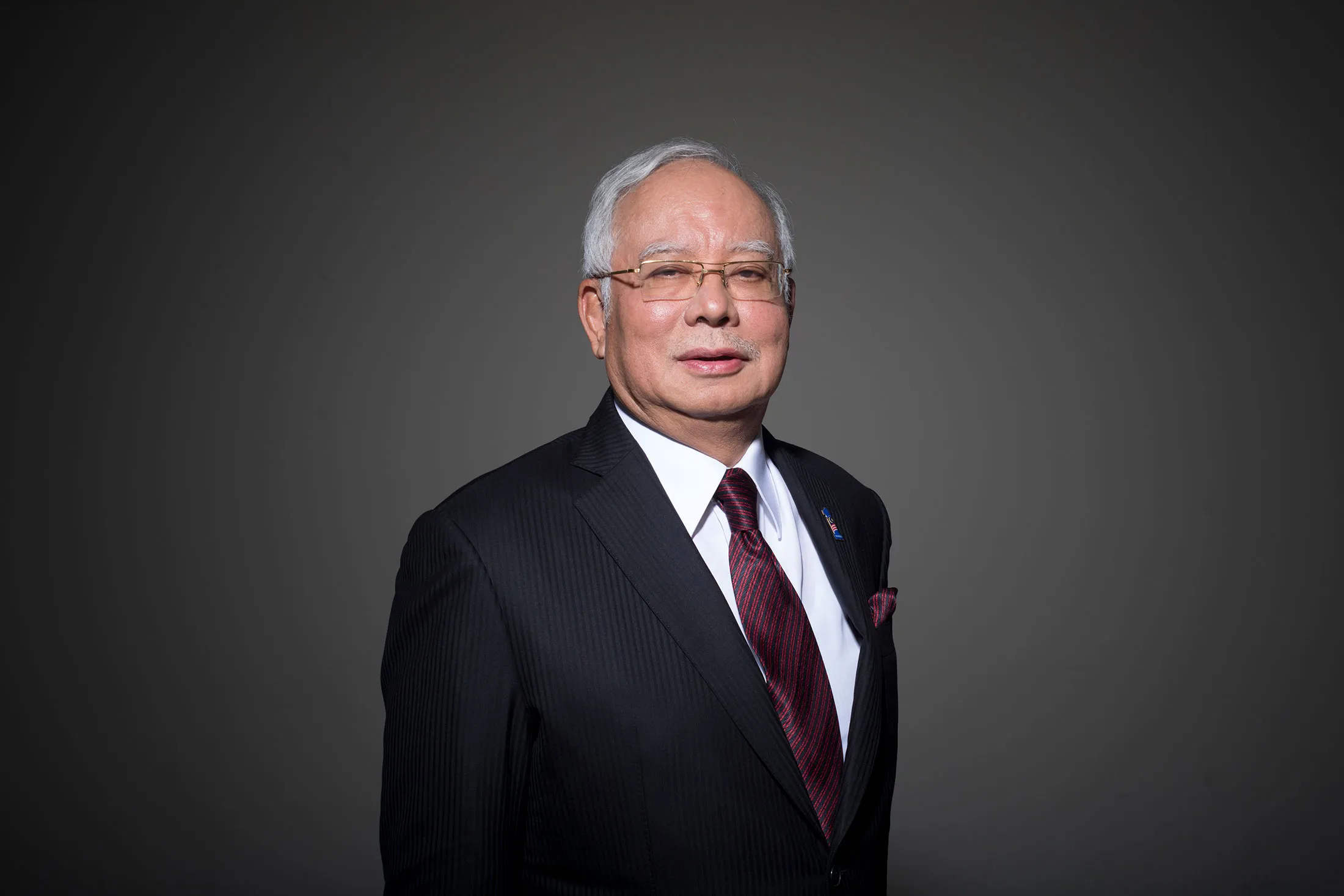Eks Perdana Menteri Malaysia Najib Razak Dihukum 15 Tahun Penjara
