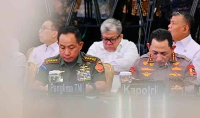 Presiden Prabowo Akan Beri Bintang Mahaputera kepada Kapolri dan Panglima TNI