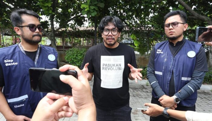 Polri Bantu Influencer Salurkan 2,6 Ton Bantuan untuk Korban Banjir Sumatera