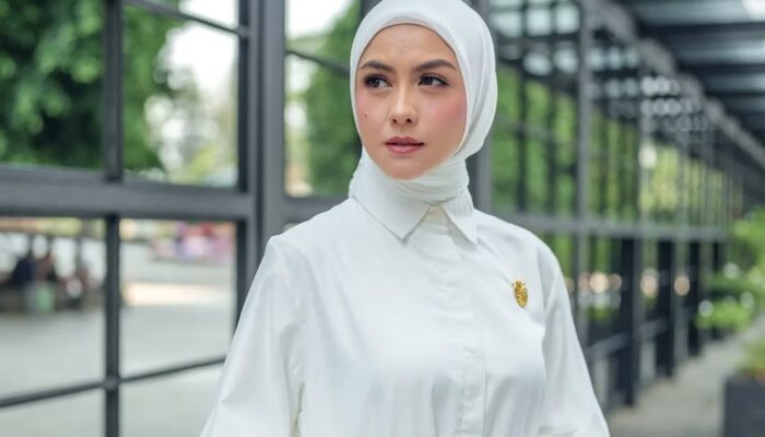 Panas, Suami Revalina S. Temat Bawa Istri Muda Tinggal di Rumah
