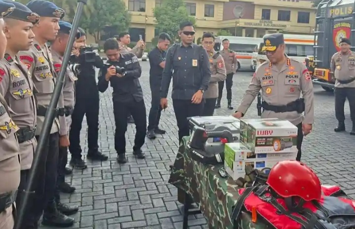 Polri Kembali Terjunkan 638 Personil Bantu Penanganan Bencana Sumatra