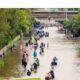 Banjir Rendam Jalan di Kebon Jeruk, Motor Mogok dan Transjakarta Alihkan Rute