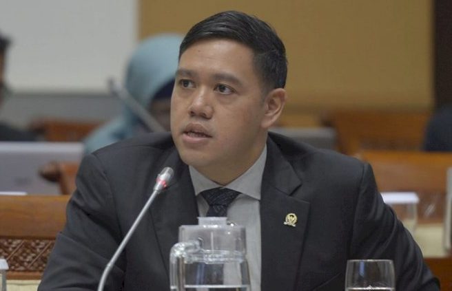 Eks Brimob Diduga Gabung Tentara Rusia, DPR Ingatkan: Jangan Gegabah Cabut Kewarganegaraan!
