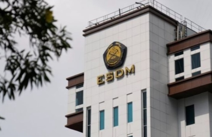 300 Perusahaan Batubara Belum Ajukan RKAB 2026, ESDM Batasi Produksi