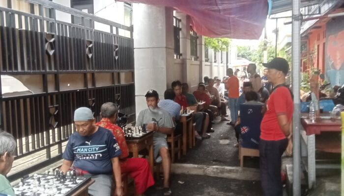 Kopencatur Galur Raya Gelar Turnamen Catur Persahabatan Lintas Generasi Sambut Tahun Baru