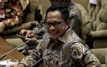Mendagri Ungkap Pemerintah Sepakat WFH 1 Hari per Pekan untuk Hemat BBM