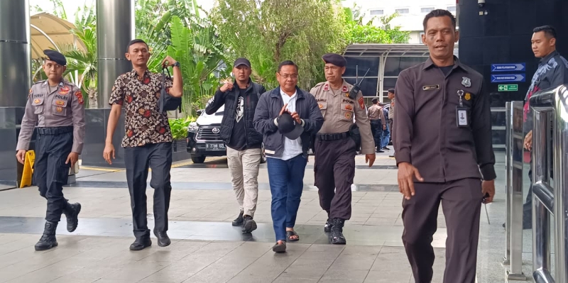 Bupati Pati Terjaring OTT, KPK Ungkap Patokan Tarif Jabatan Desa Rp100–160 Juta