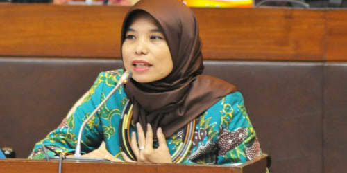 DPR Alarmkan MBG! Makanan Busuk & Keracunan Anak, SPPG Diminta Perketat Standar Kebersihan