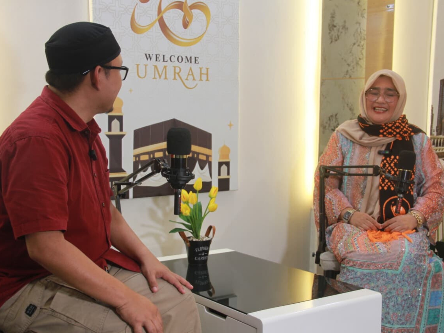 Sri Wahyuningsih & Aan Dwi Puantoro: Obrolan Hangat di Podcast Umrah Musim Dingin