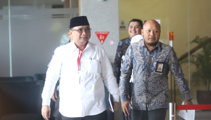 Eks Menag Yaqut Diperiksa KPK 5 Jam! Tuduhan Korupsi Kuota Haji Makin Panas