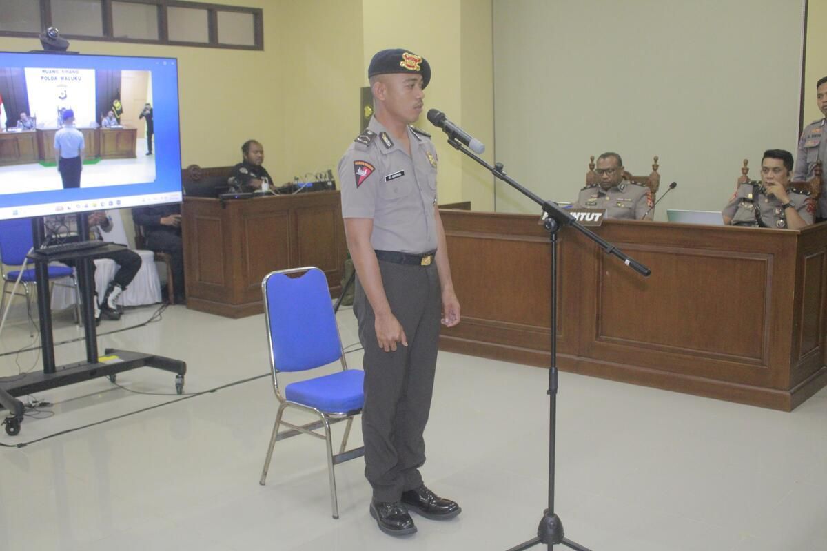 Resmi Dipecat, Oknum Brimob: Tolong Lampiaskan Kemarahan ke Saya, Jangan ke Institusi Polri