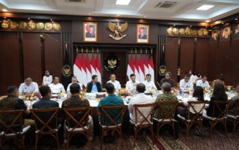 Menko Polkam Serukan Media Bersinergi Lawan Hoaks dan Perkuat Ketahanan Nasional