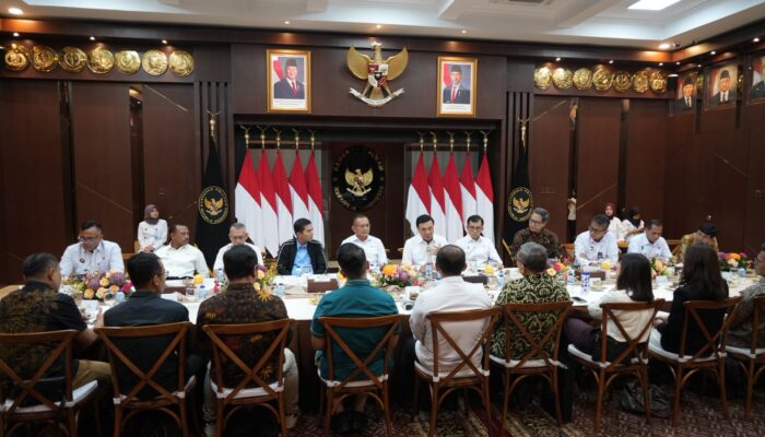 Menko Polkam Serukan Media Bersinergi Lawan Hoaks dan Perkuat Ketahanan Nasional