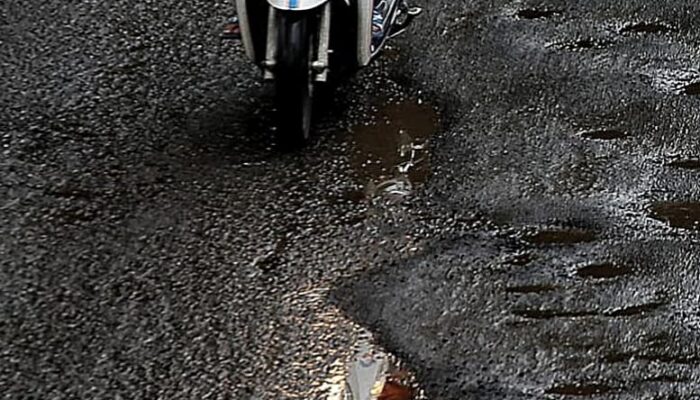 Jalan Rusak di Matraman Raya Telan Nyawa Pelajar, Gubernur Pramono Perintahkan Tambal Sementara