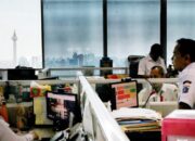 Pemerintah Terapkan WFH Sehari dalam Sepekan Usai Lebaran, Fokus Hemat BBM
