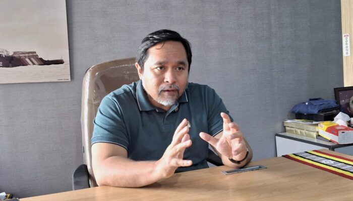 Perang Data Lawan Raksasa Teknologi