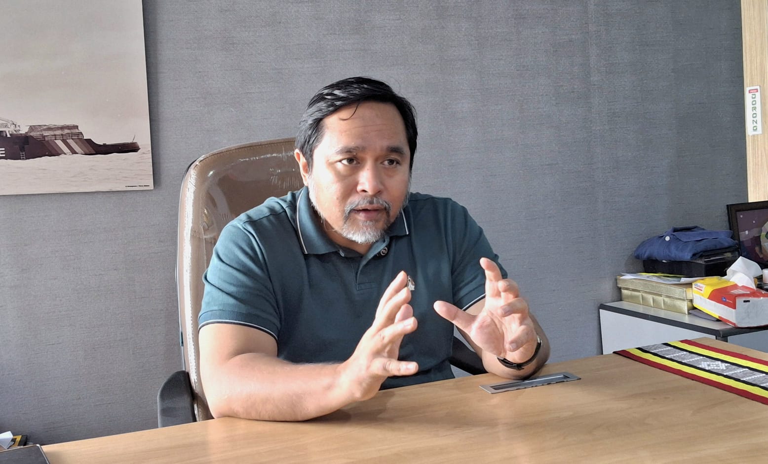 Perang Data Lawan Raksasa Teknologi