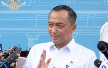 Prasetyo Hadi - Holopis