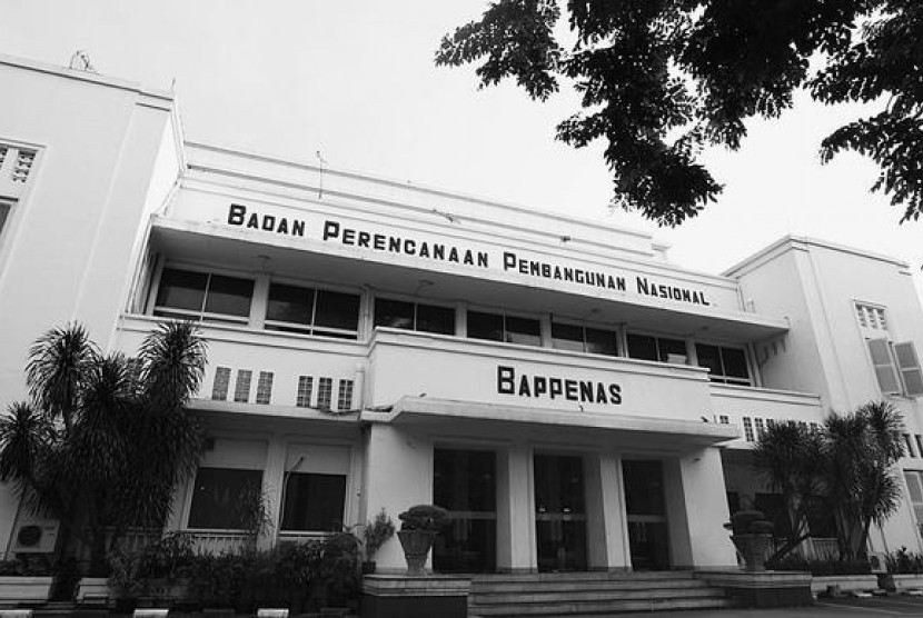 Bapanas Salurkan Bantuan Beras dan MinyaKita ke 33,2 Juta KPM Mulai Februari 2026