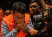 Safe House Terbongkar, Citra Bea Cukai Terkapar—OTT KPK Bongkar Akar Bobrok Aparatur