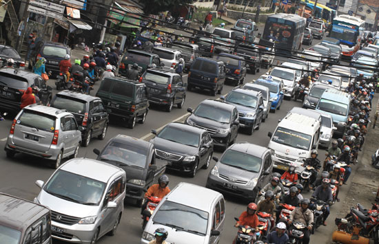 Komisi III DPR Desak Penanganan Tegas Kemacetan Tol Jakarta–Tangerang, Soroti Truk ODOL dan ETLE
