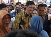 Emak-Emak di Pasar Protes ke Purbaya Minta MBG Disetop