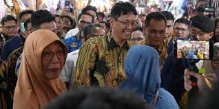Emak Emak Di Pasar Protes Ke Purbaya Minta Mbg Disetop