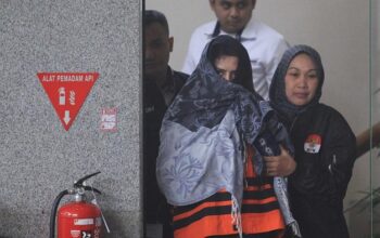 Fadia Arafiq Ditahan Kpk