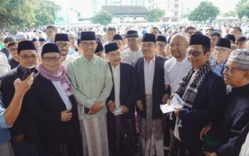 Foto Mahfud Dan Sahabat Di Masjid Al Azhar