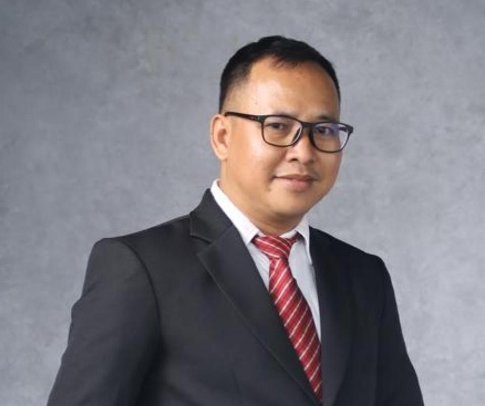 Pengamat energi Dr. Rinto Agustino