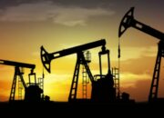 Harga Minyak Dunia Tembus US$112 Naik 4,27 Persen