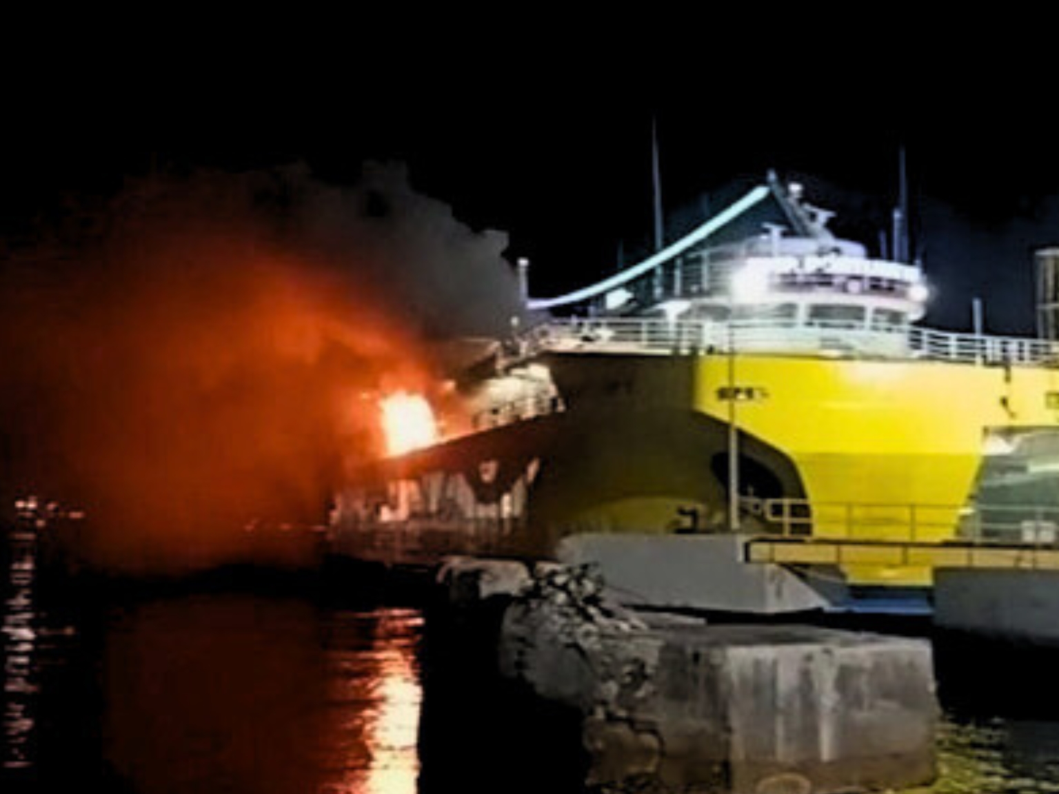 Kapal Kebakaran Di Banyuwangi
