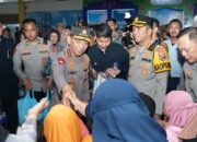 Kapolri Pantau Mudik di Terminal Purabaya, Optimalkan Pelayanan Terbaik untuk Masyarakat
