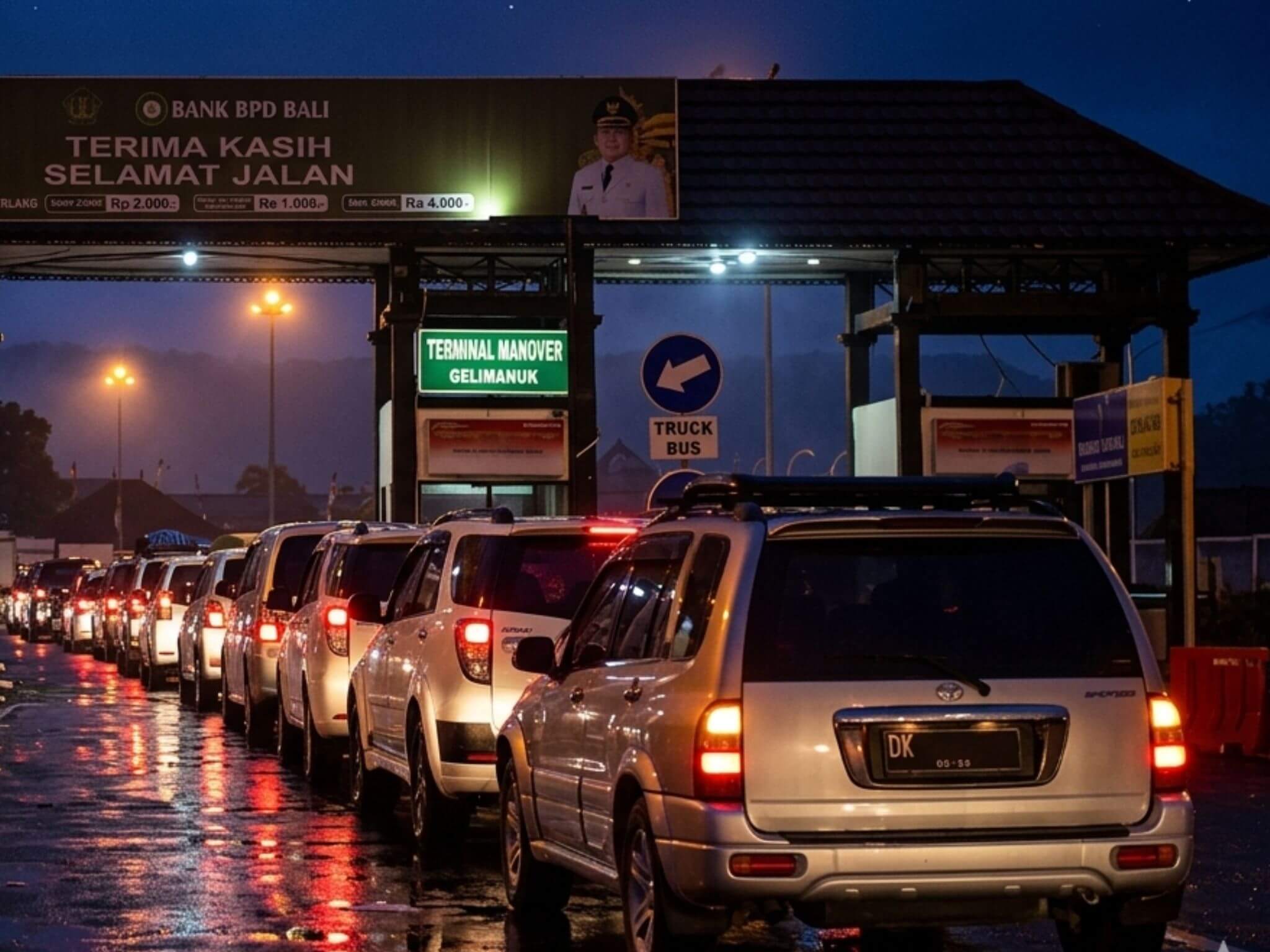 Pelabuhan Gilimanuk Malam 1