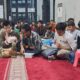 Pemuda Di Masjid Iktikaf
