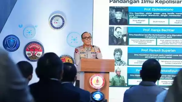 Polri Meluncurkan 7 Pusat Studi Baru Di Stik Dokistimewa 1773160181888 169