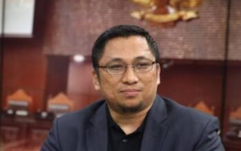 Feri Amsari